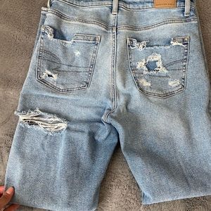 American Eagle Mom Jeans